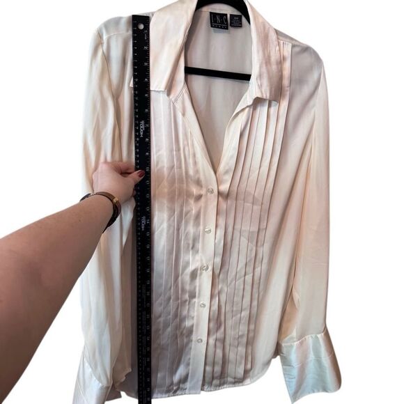 INC- Women’s Cream Button Down 100% Silk Pintuck French Cuff Blouse, Plus 18W - Picture 7 of 11